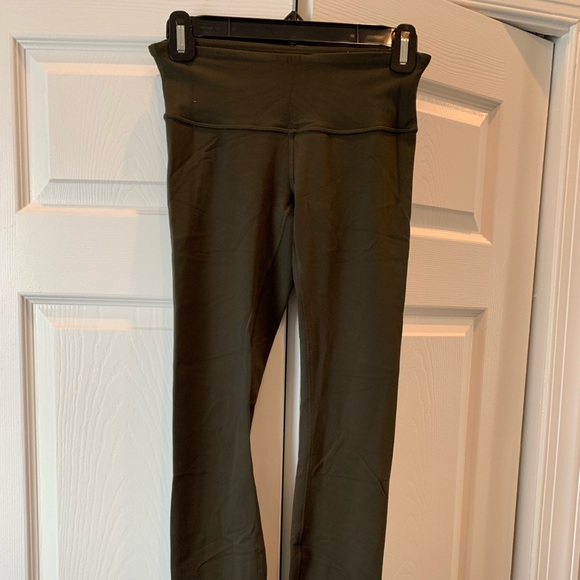 Lululemon wunder under olive green pants - Picture 1 of 7